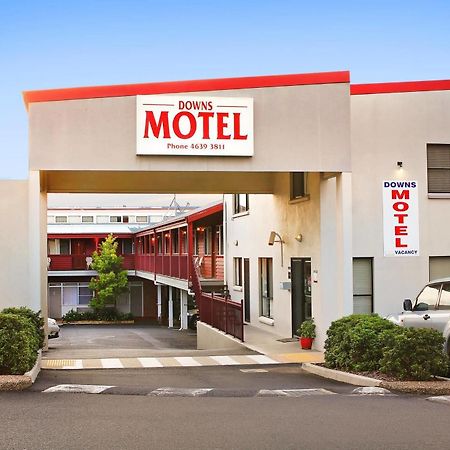 Downs Motel Тувумба Екстер'єр фото