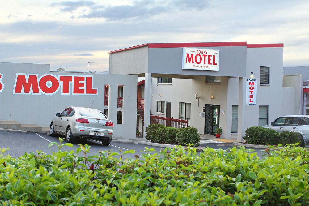 Downs Motel Тувумба Екстер'єр фото